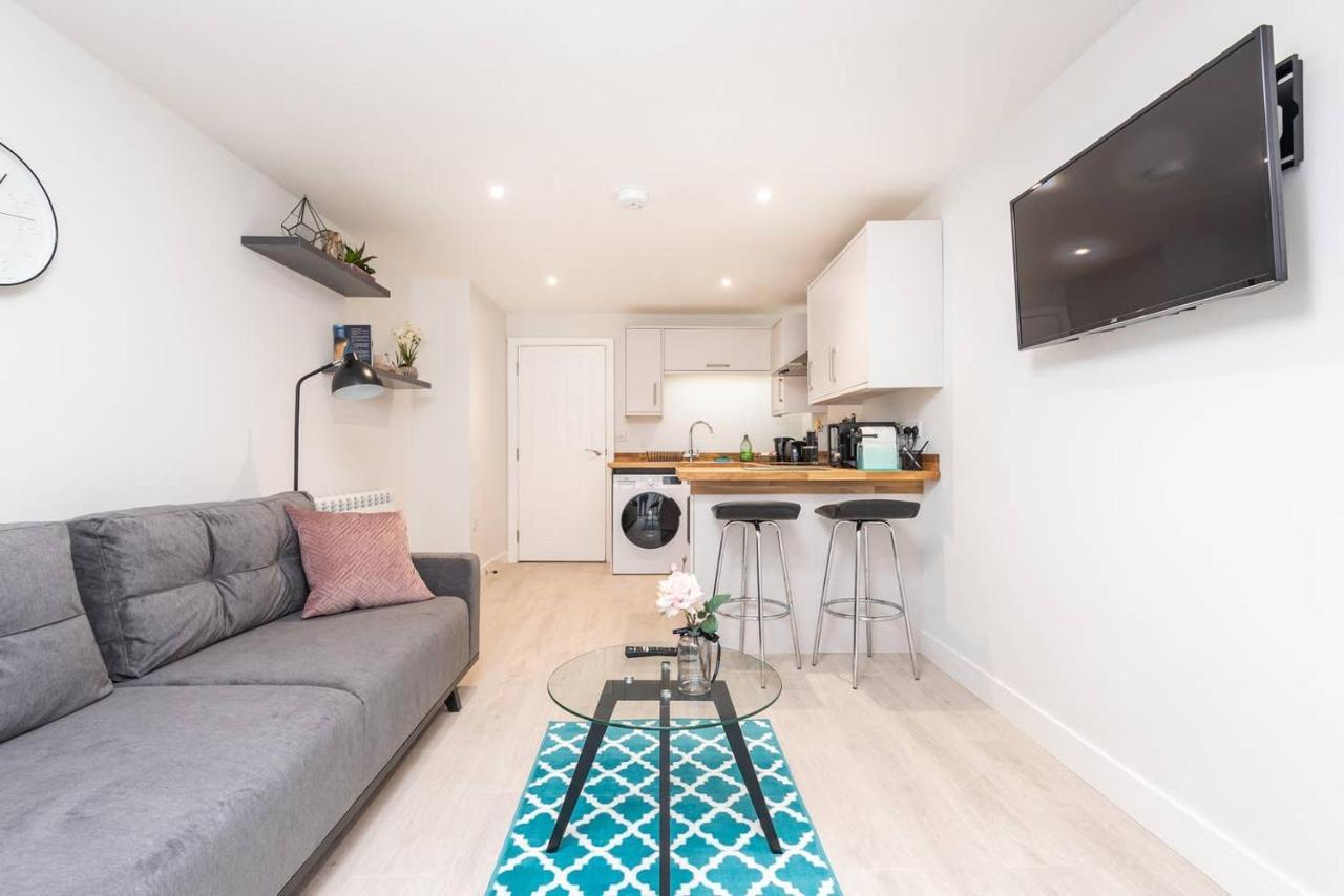 Granville House Apartment